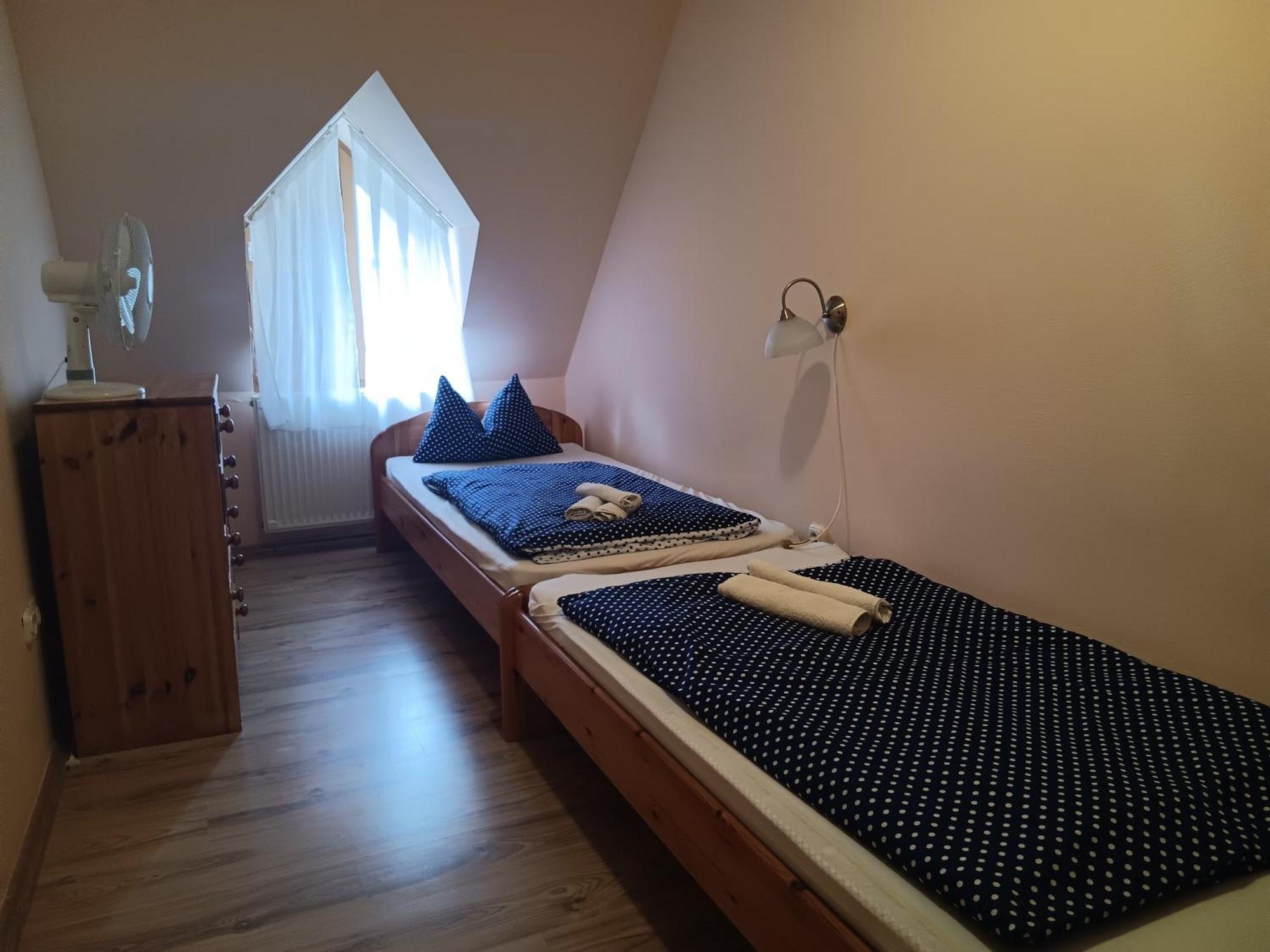 Diana Fogado Bed & Breakfast Keszthely Ngoại thất bức ảnh